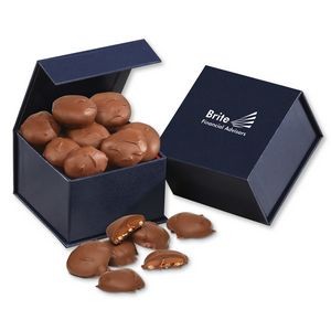 Magnetic Keepsake Box with Caramel Pecan Clusters